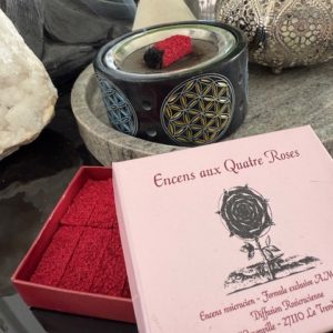 Encens rosicrucien aux quatre roses
